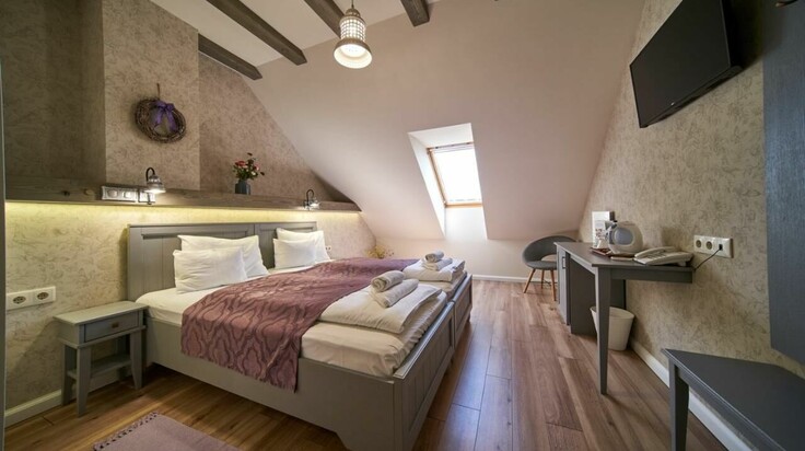 Standard manzárd szoba